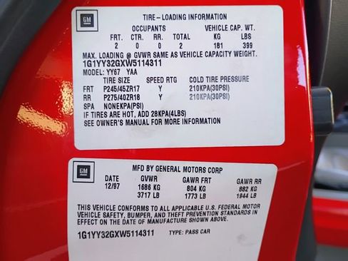 Used 1998 Chevrolet Corvette Convertible w/ Memory Pkg image 24