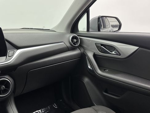 Used 2023 Chevrolet Blazer LT image 27