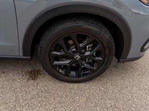 Used 2024 Honda HR-V Sport image 9