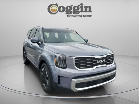 Used 2023 Kia Telluride S w/ S Sunroof Package image 12