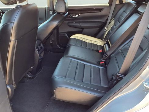 Used 2025 Honda CR-V EX-L image 24