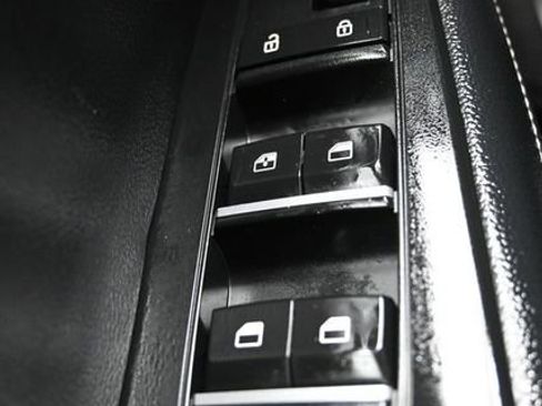 Used 2024 Kia Forte GT-Line w/ GT-Line Premium Package image 29