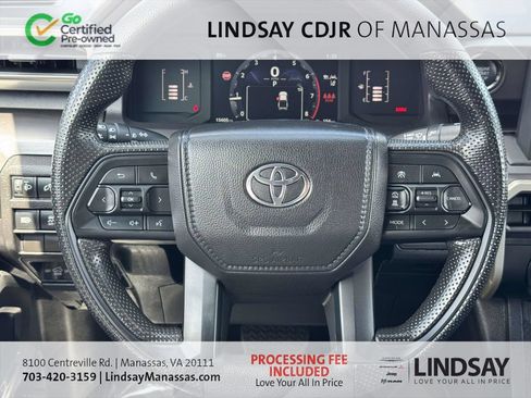 Used 2025 Toyota Tacoma SR5 AWD/4WD image 22