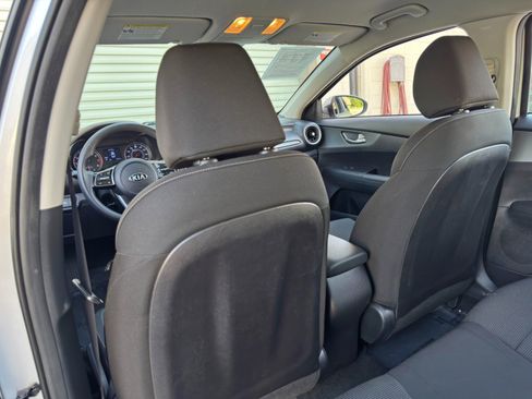 Used 2021 Kia Forte LXS FWD image 26