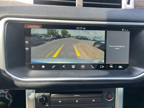 Used 2017 Land Rover Range Rover Evoque HSE AWD/4WD image 32