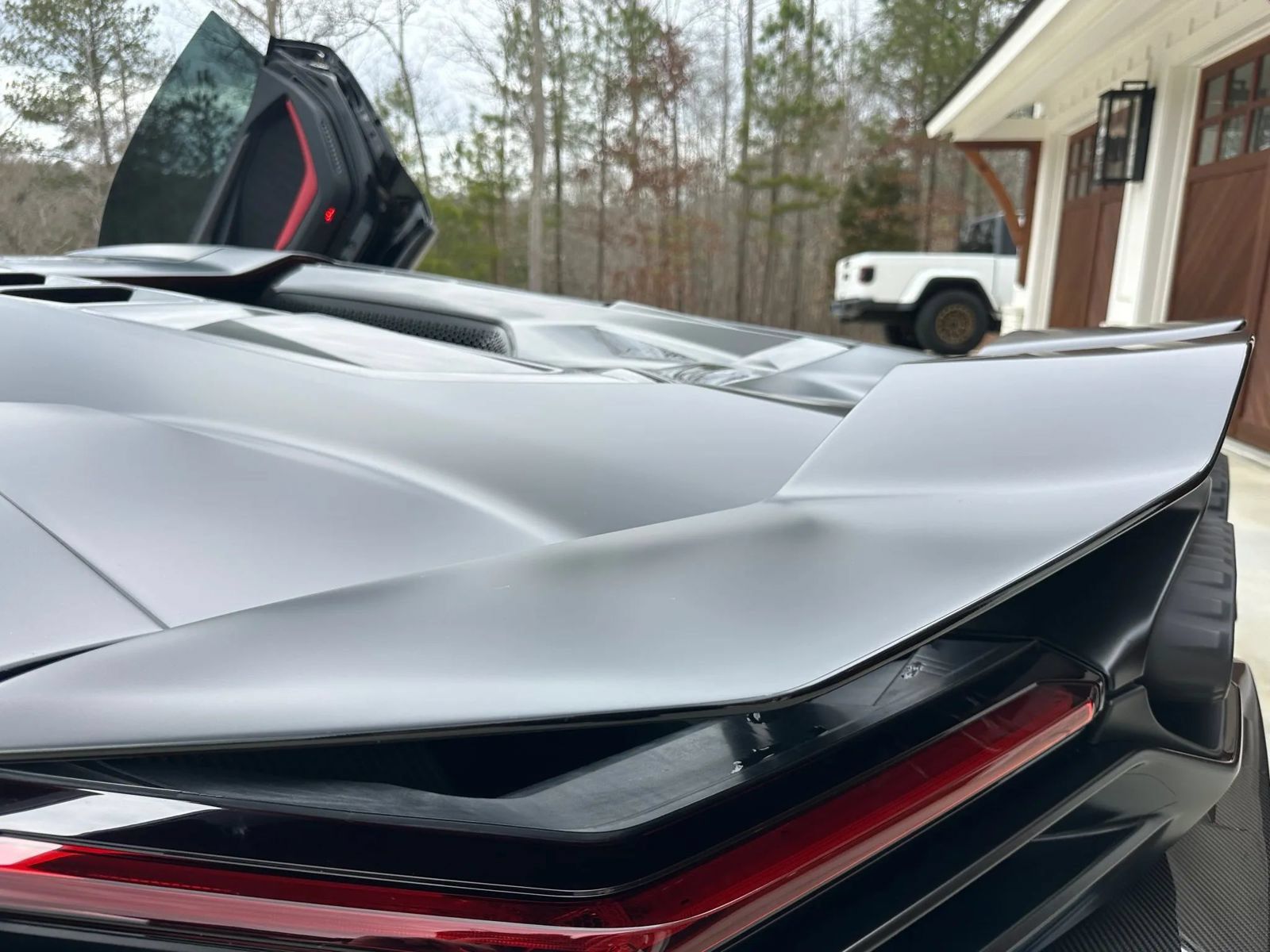Used 2024 Lamborghini Revuelto AWD/4WD image 17
