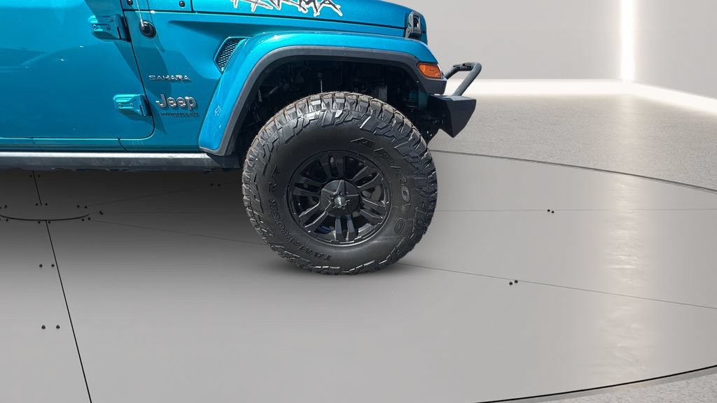 Used 2020 Jeep Wrangler Unlimited Sahara AWD/4WD image 34