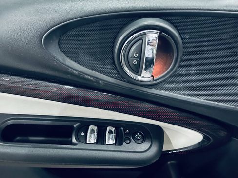 Used 2017 MINI Cooper Clubman S AWD/4WD image 36