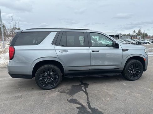 Used 2023 GMC Yukon SLT image 6
