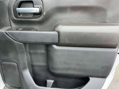 Used 2021 GMC Sierra 3500 4x4 Crew Cab w/ Convenience Package image 18