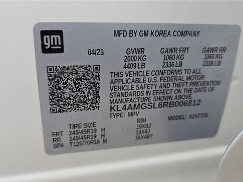 Used 2024 Buick Encore GX Avenir w/ Avenir Convenience Package AWD/4WD image 28