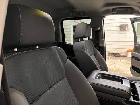 Used 2017 GMC Sierra 3500 SLE w/ SLE Fleet Preferred Package AWD/4WD image 26