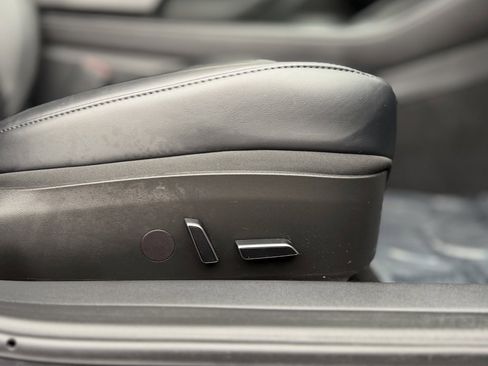 Used 2023 Tesla Model 3 Performance image 35