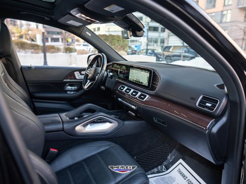 Used 2021 Mercedes-Benz GLS 580 4MATIC image 15