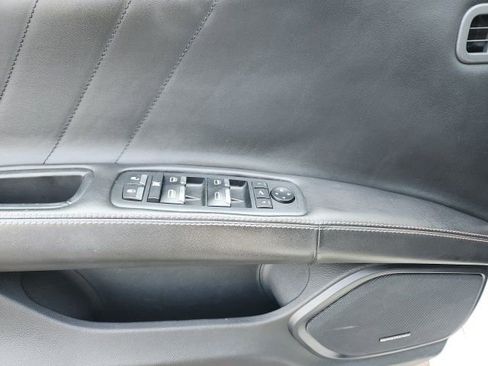 Used 2021 Maserati Ghibli S image 12