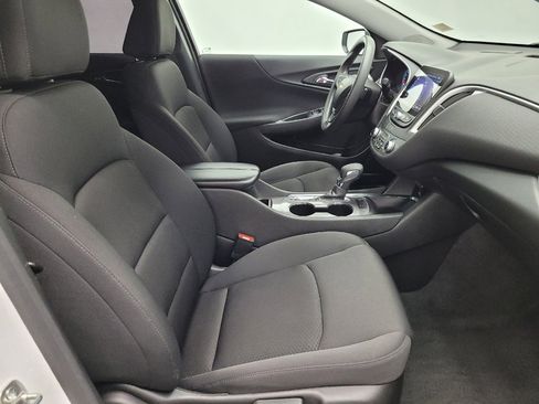 Used 2024 Chevrolet Malibu LT image 21