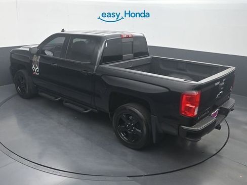 Used 2017 Chevrolet Silverado 1500 LTZ Z71 w/ Realtree Edition AWD/4WD image 22
