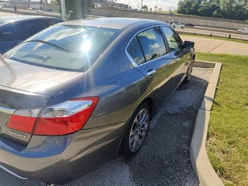 Used 2014 Honda Accord Sport image 11