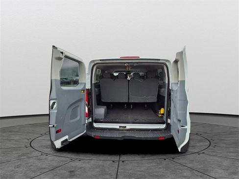 Used 2015 Ford Transit 350 XLT image 7