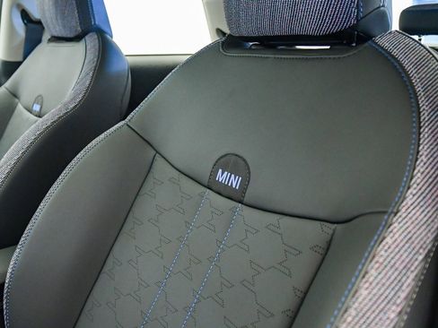 Used 2025 MINI Cooper S image 19