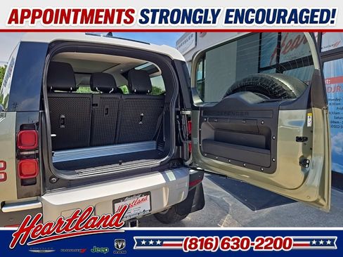 Used 2021 Land Rover Defender 90 First Edition AWD/4WD image 95