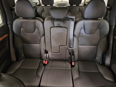 Used 2025 Volvo XC90 B6 Plus w/ Protection Package Premier AWD/4WD image 40