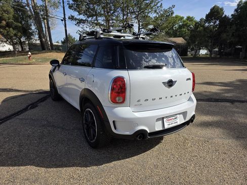 Used 2016 MINI Cooper Countryman S FWD image 4