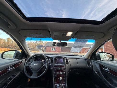 Used 2012 INFINITI EX35 Journey w/ Premium Pkg image 15