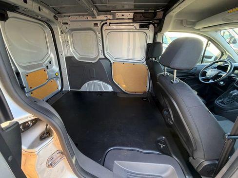 Used 2019 Ford Transit Connect XL FWD image 17