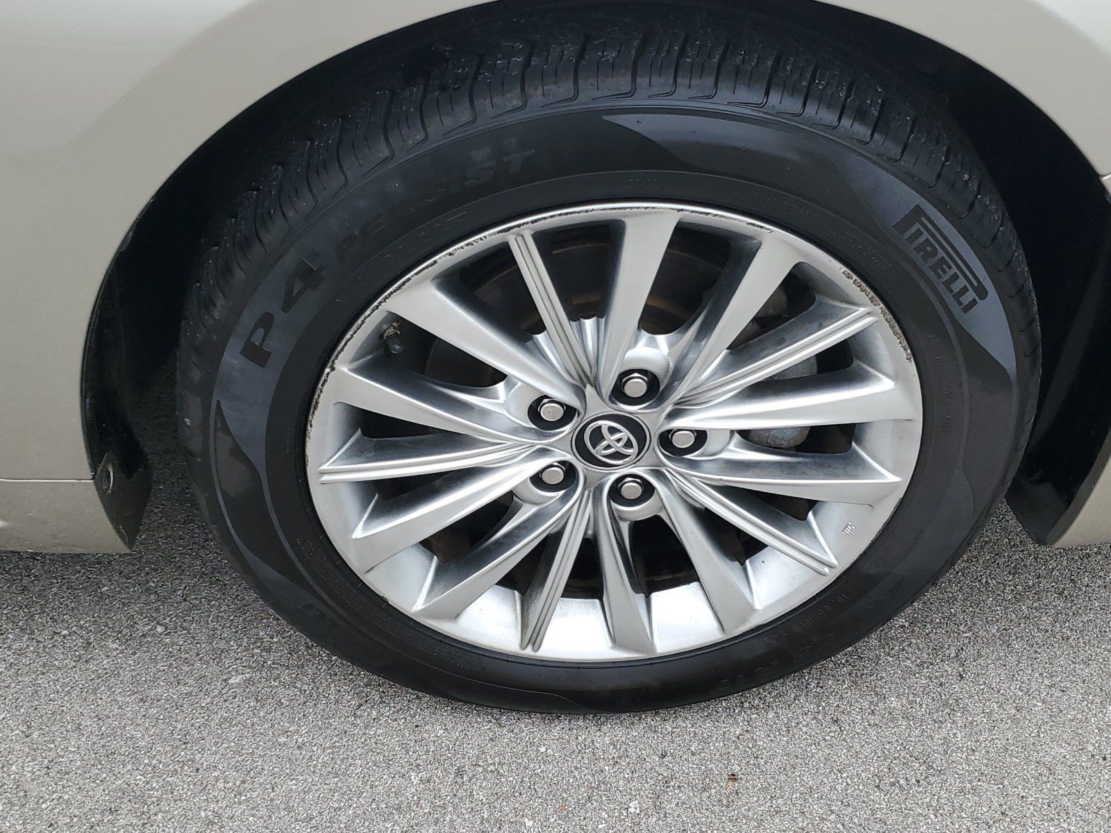 Used 2016 Toyota Avalon Limited w/ Protection Package FWD image 6