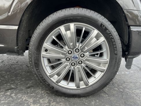 Used 2024 Ford F150 Platinum w/ Equipment Group 703A Plus image 11