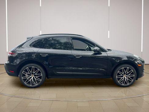 New 2026 Porsche Macan AWD/4WD image 8