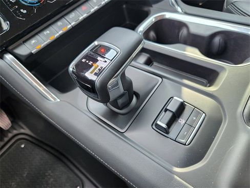 Used 2024 GMC Sierra 1500 Denali w/ Denali Reserve Package image 12