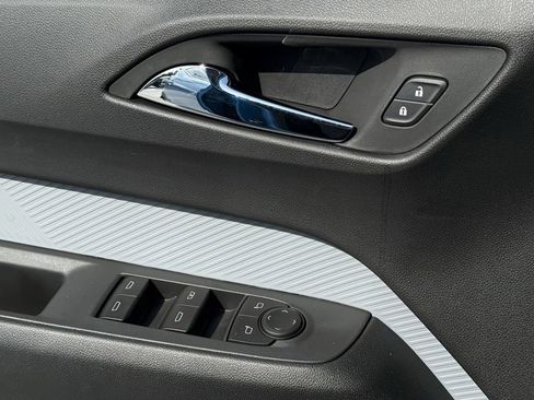 New 2027 Chevrolet Bolt LT w/ Comfort Package FWD image 18