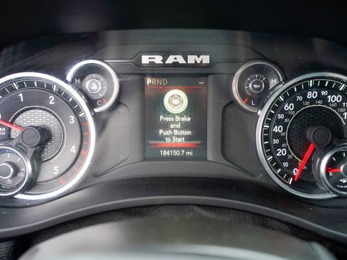 Used 2024 RAM 3500 Tradesman w/ Chrome Appearance Group AWD/4WD image 31