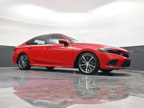 Used 2022 Honda Civic Touring image 32