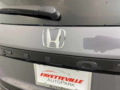 Certified 2023 Honda Pilot Elite image 14