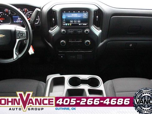Used 2020 Chevrolet Silverado 2500 LT image 26