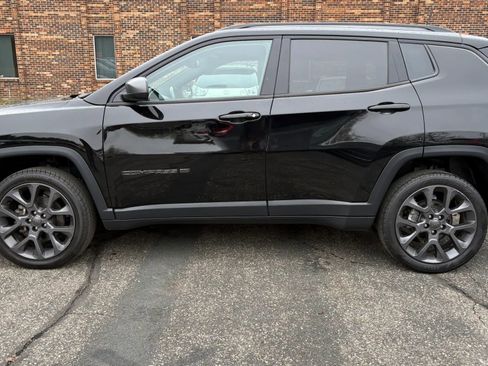 Used 2021 Jeep Compass Latitude AWD/4WD image 5