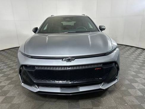 Used 2025 Chevrolet Equinox EV RS image 8