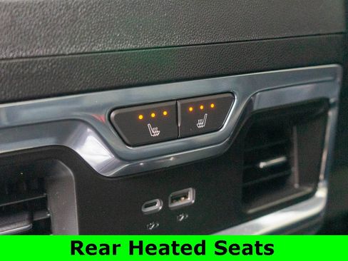 Used 2024 GMC Sierra 3500 Denali w/ Technology Package image 15