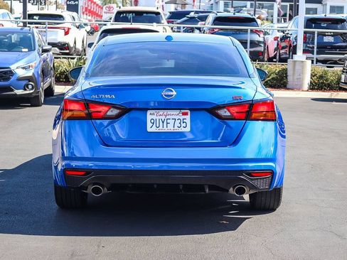 Used 2025 Nissan Altima 2.5 SR w/ SR Premium Package FWD image 6
