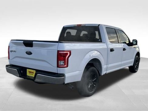 Used 2017 Ford F150 XLT image 9