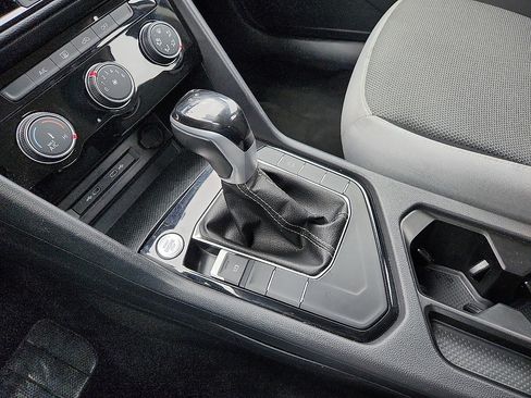 Used 2024 Volkswagen Taos S image 12