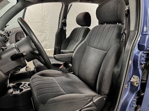 Used 2003 Chrysler PT Cruiser FWD image 9
