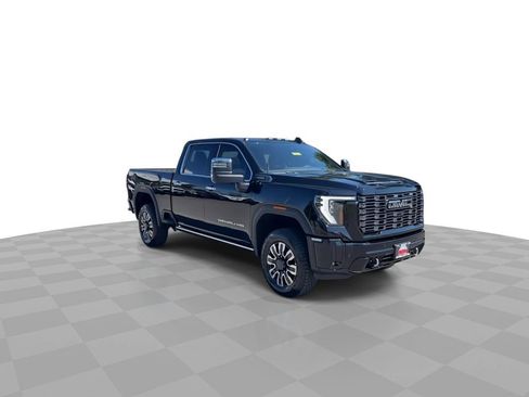 New 2025 GMC Sierra 3500 Denali Ultimate AWD/4WD image 2
