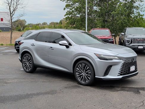 Used 2023 Lexus RX 350 w/ Accessory Package (Z1) AWD/4WD image 2