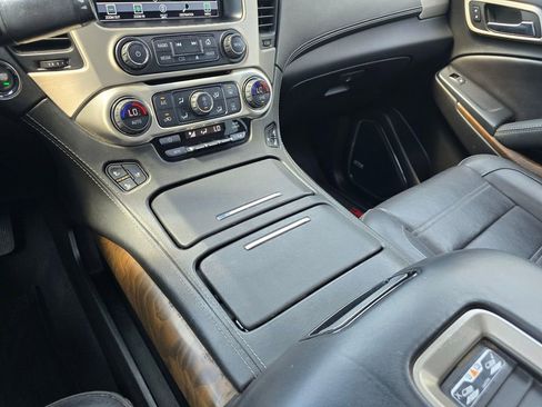 Used 2019 GMC Yukon Denali w/ Denali Ultimate Package AWD/4WD image 27