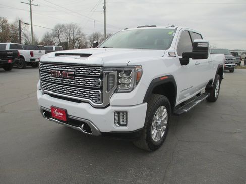 Used 2020 GMC Sierra 2500 Denali w/ Denali Ultimate Package image 10