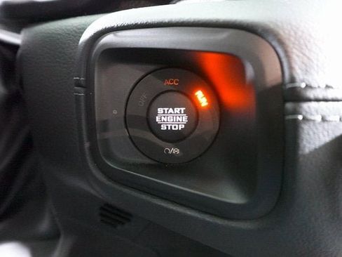 Used 2024 Jeep Wrangler Unlimited Sahara w/ Technology Group image 21